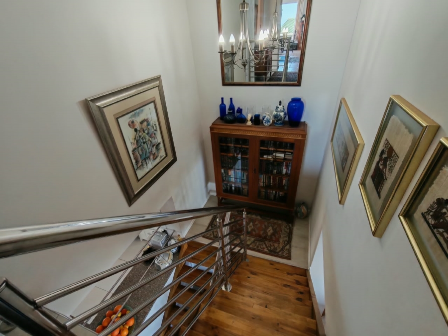 4 Bedroom Property for Sale in Herolds Bay Western Cape